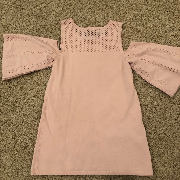 NWT DESIGN 365 Cold Shoulder Sweater - Picture 3 of 3